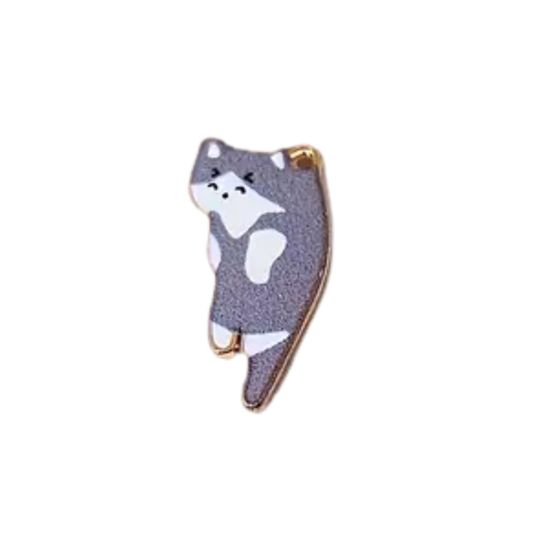 Magnetic Needle Minder Kitty Cat, Grey with White Socks