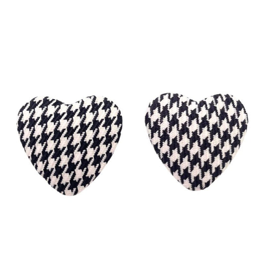 Black and White Houndstooth  27mm Fabric Heart Cabochon, pack of 2